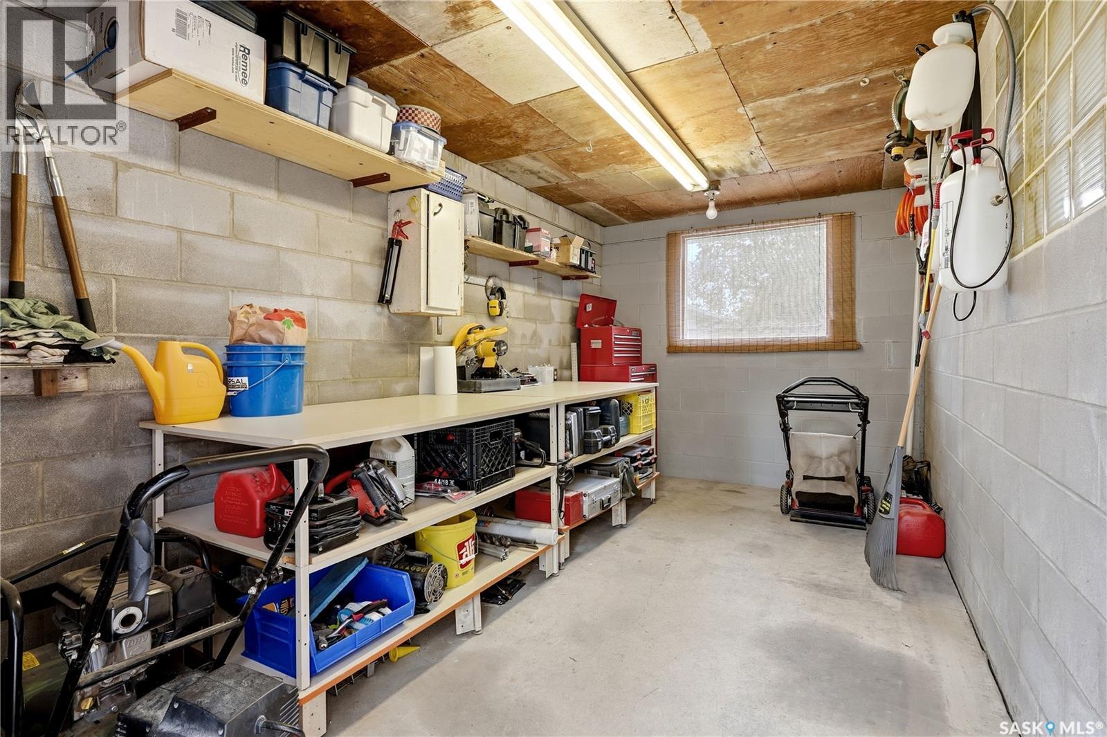 2704 5th Avenue N, Regina, Saskatchewan  S4R 0S7 - Photo 37 - SK050411