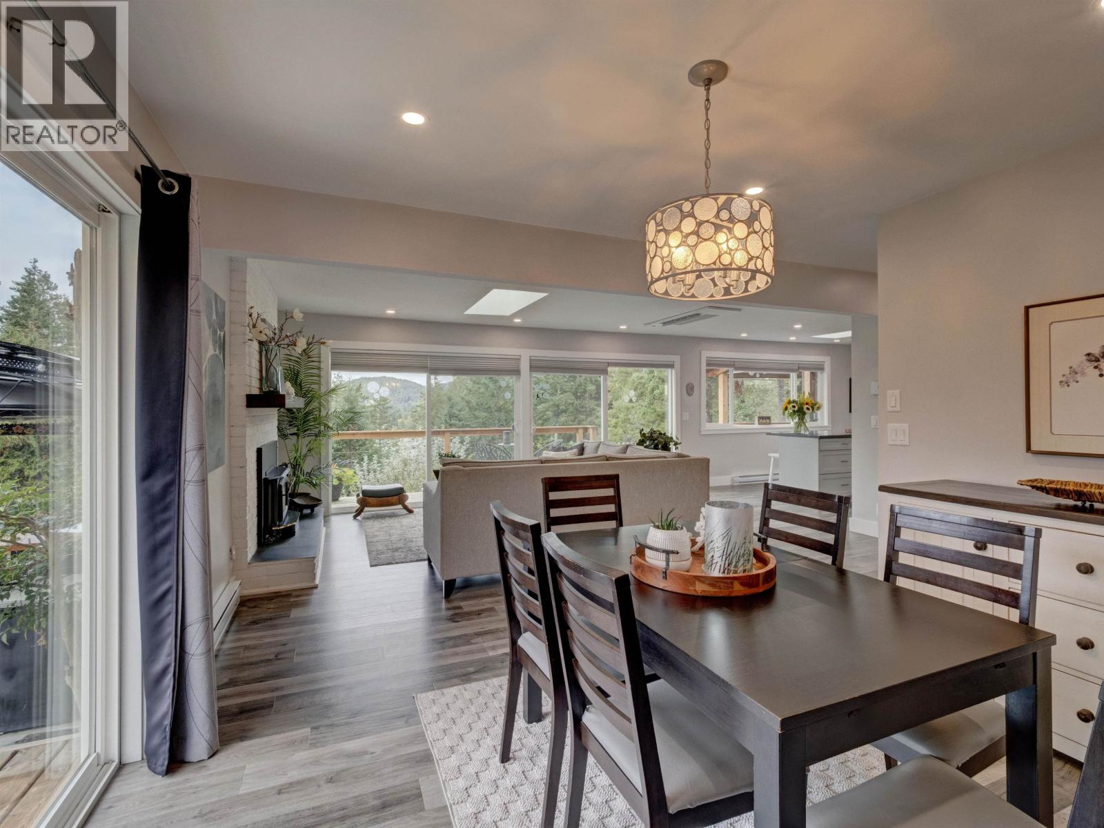 4517 Pollock Road, Pender Harbour, British Columbia  V0N 2H1 - Photo 15 - R3172845