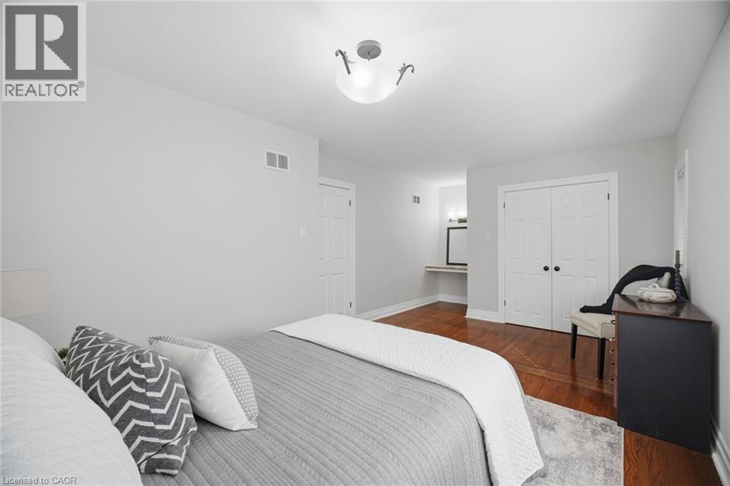 18 Delsey Street, Hamilton, Ontario  L9H 1S1 - Photo 23 - 40869483