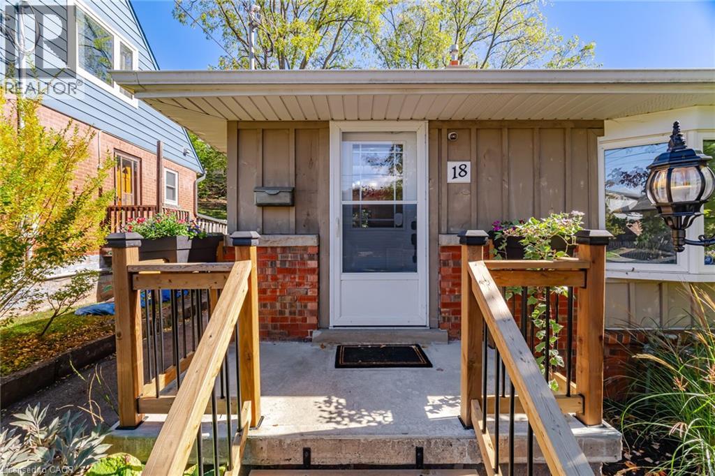 18 Delsey Street, Hamilton, Ontario  L9H 1S1 - Photo 6 - 40869483