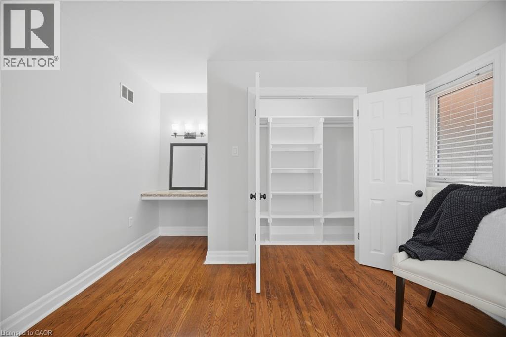 18 Delsey Street, Hamilton, Ontario  L9H 1S1 - Photo 24 - 40869483