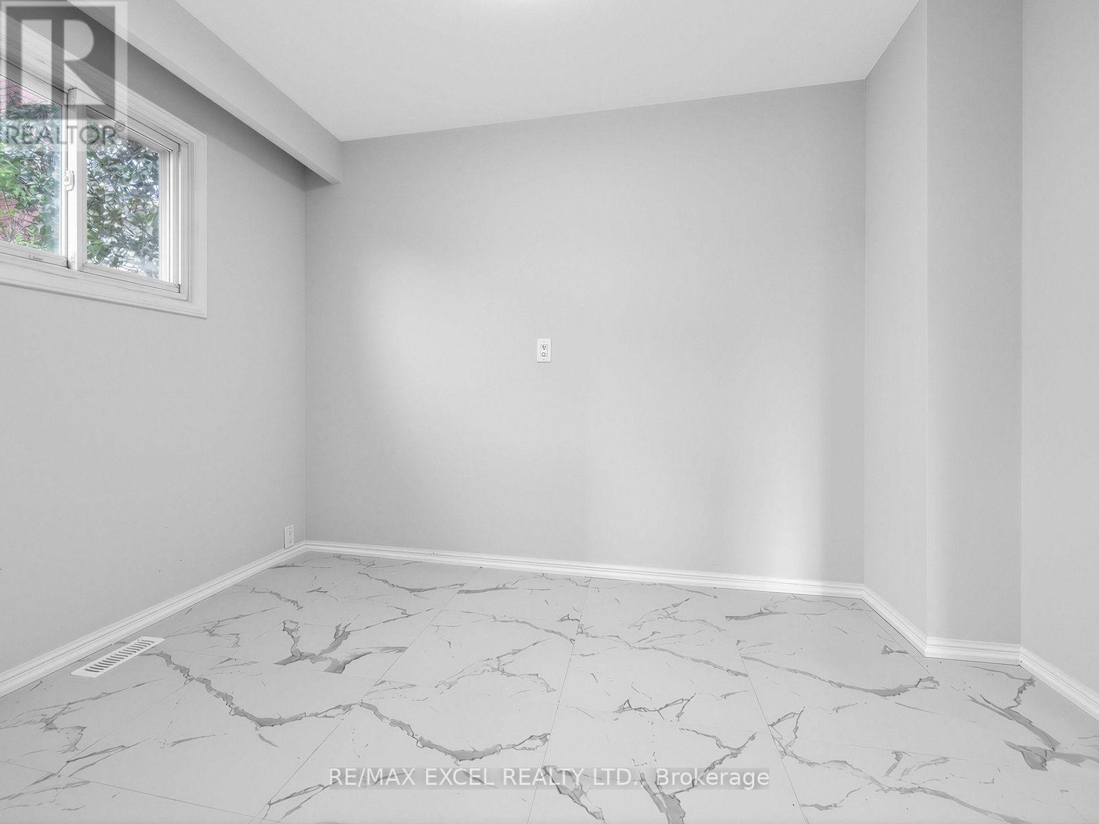 25 Grand Place, Barrie (Allandale Heights), Ontario  L4N 4Y3 - Photo 14 - S13868598