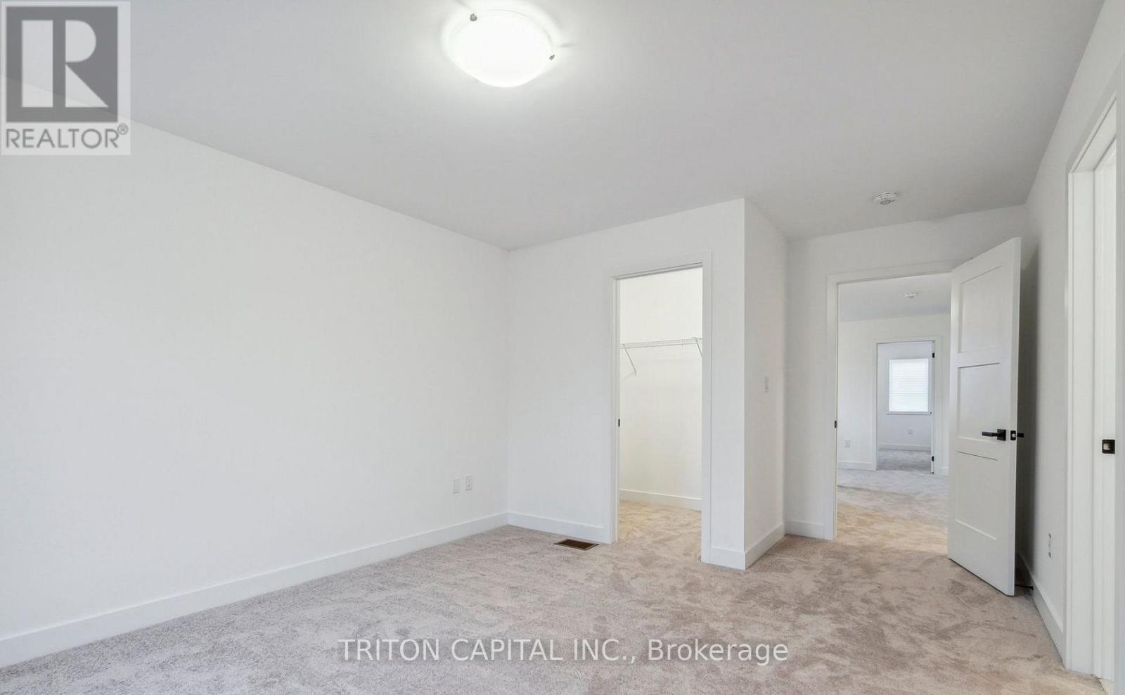 Upper - 75 Wheatfield Road, Barrie, Ontario L9J 0C2 - Photo 14 - S13868630