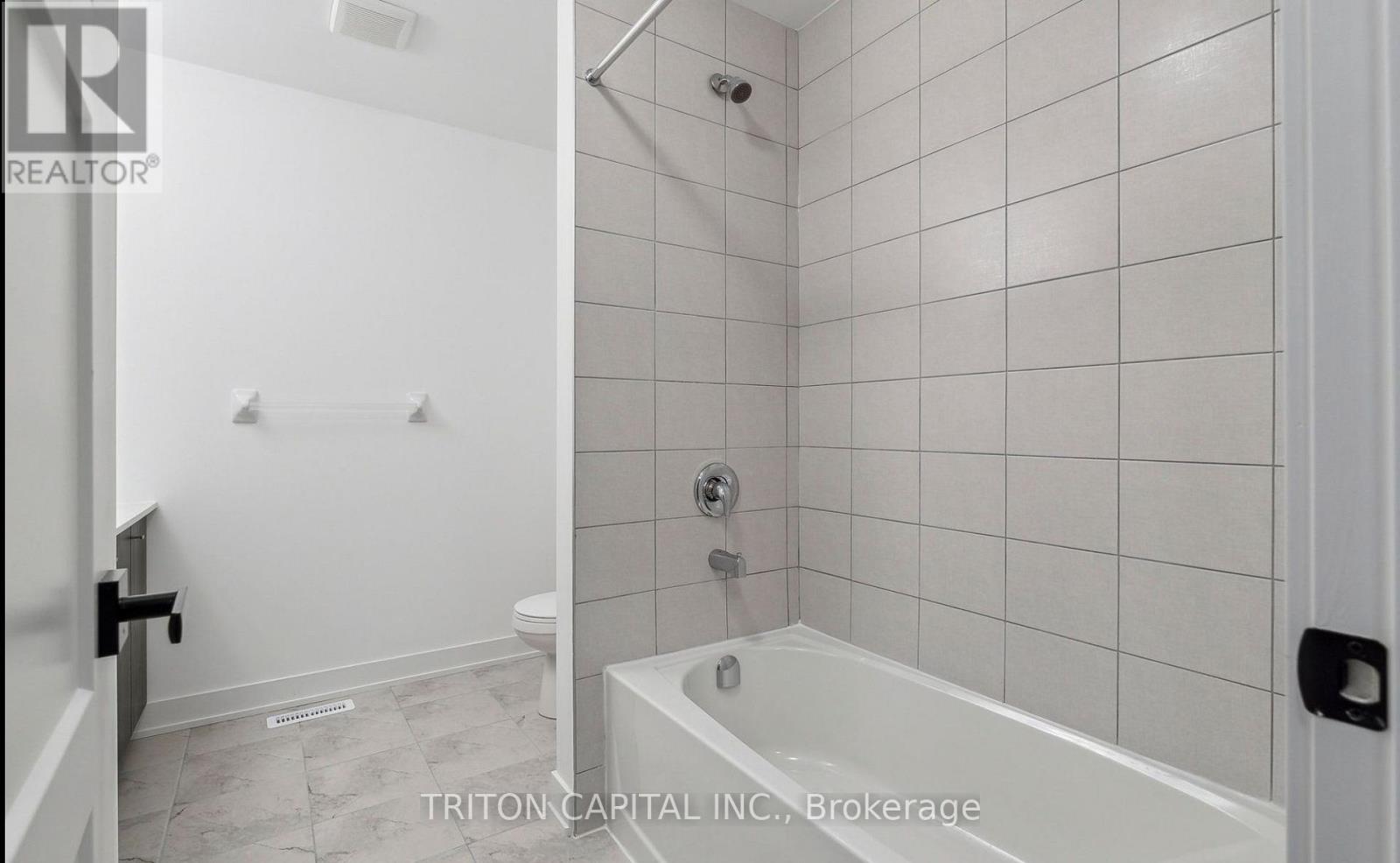 Upper - 75 Wheatfield Road, Barrie, Ontario L9J 0C2 - Photo 25 - S13868630