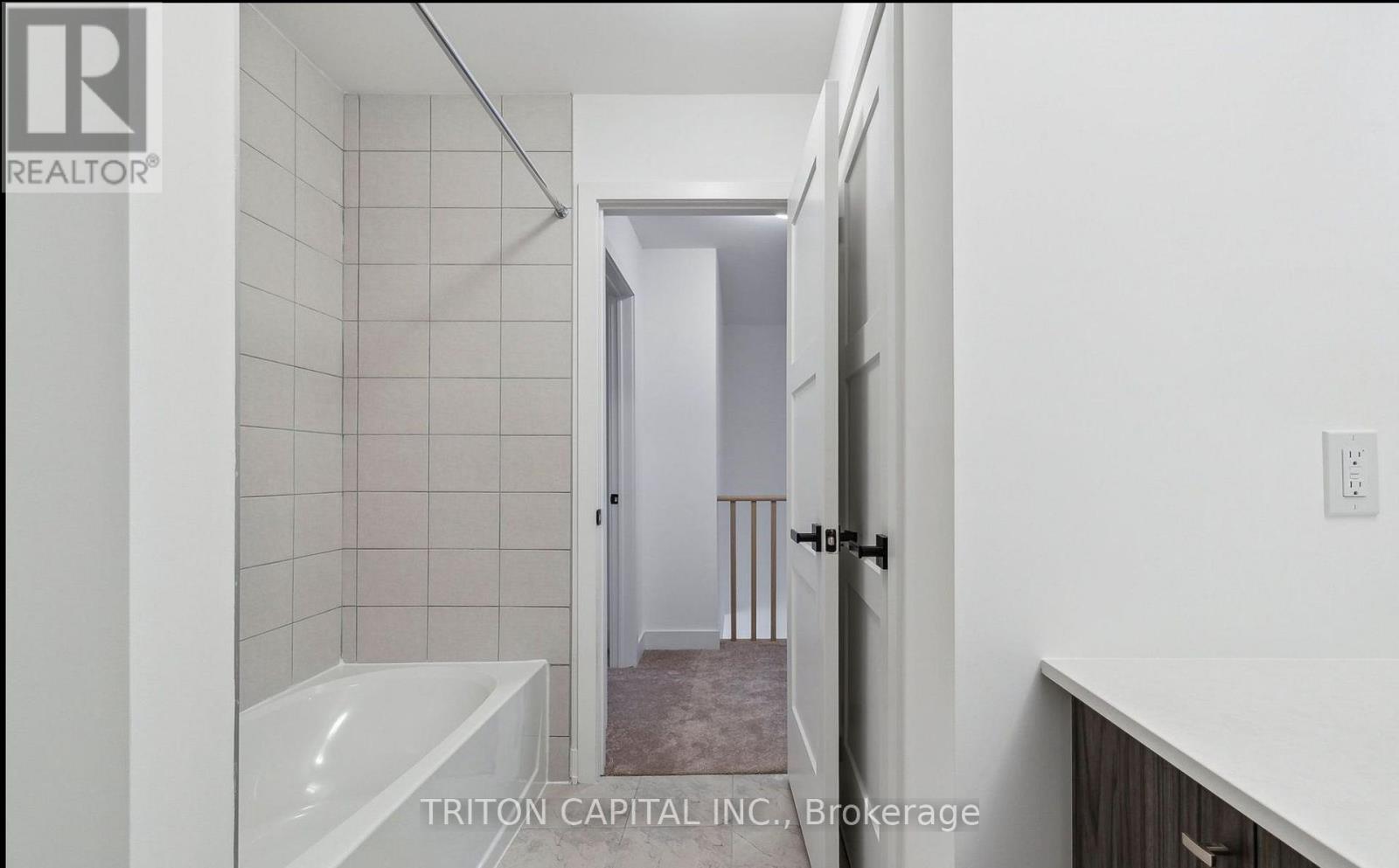 Upper - 75 Wheatfield Road, Barrie, Ontario L9J 0C2 - Photo 26 - S13868630