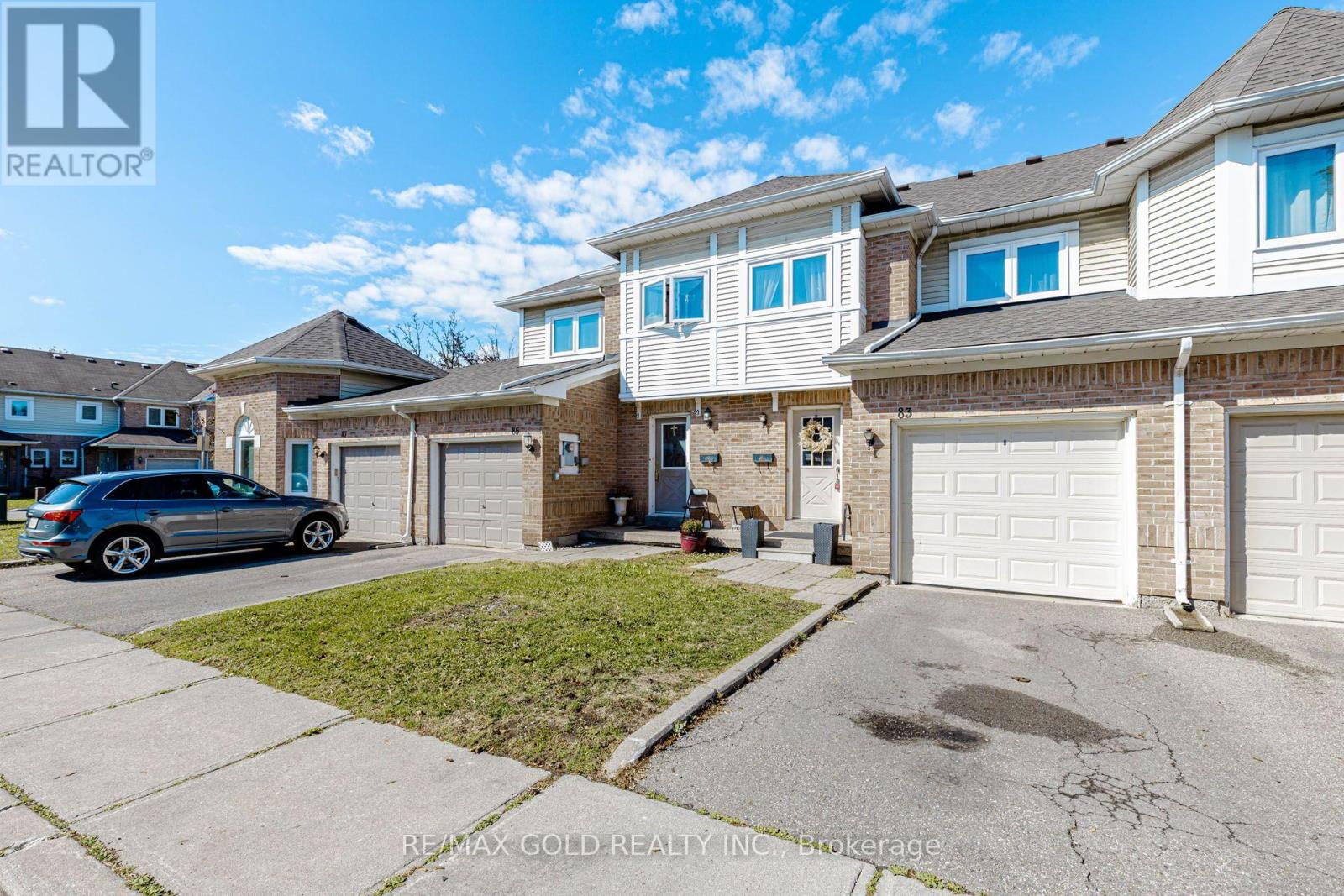 83 Wickstead Court, Brampton, Ontario  L6R 1N8 - Photo 2 - W13868404