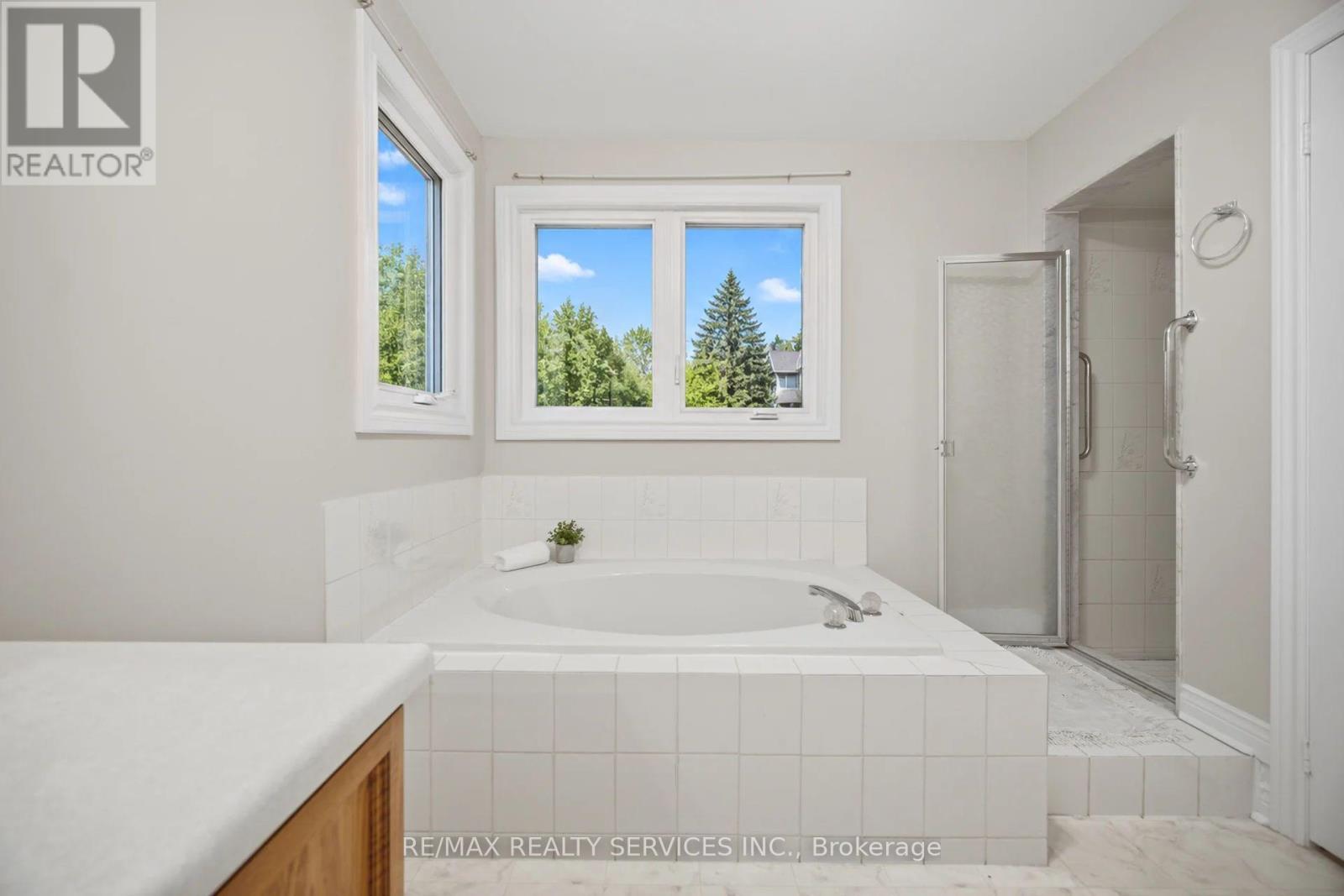 4 Leeward Drive, Brampton, Ontario  L6S 5V6 - Photo 23 - W13868602