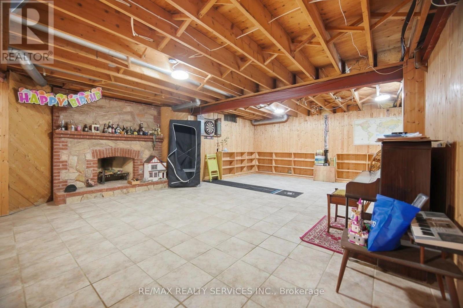 4 Leeward Drive, Brampton, Ontario  L6S 5V6 - Photo 35 - W13868602