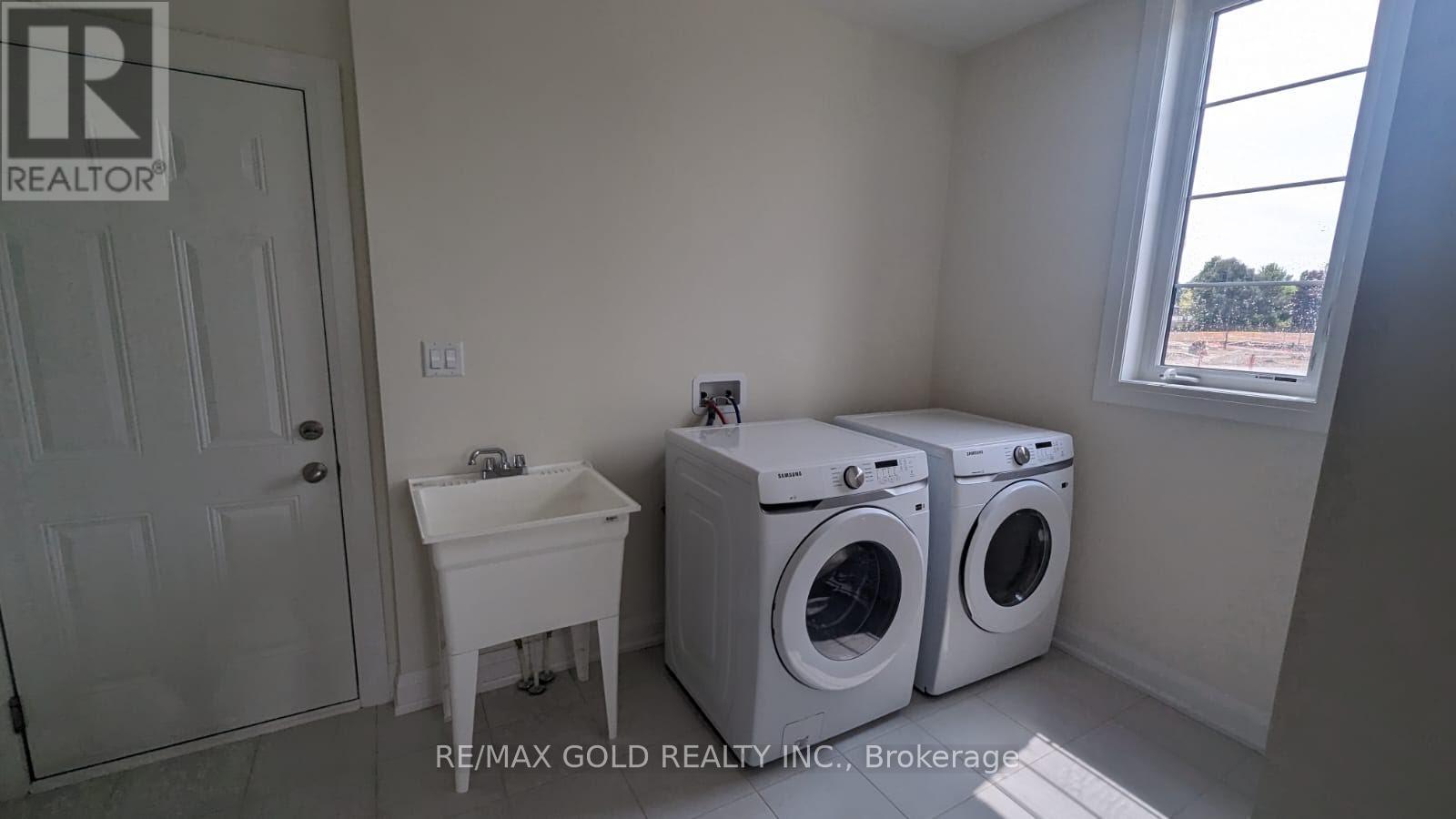9 Sugar Pearl Road, Brampton, Ontario  L6Z 0K5 - Photo 9 - W13868614
