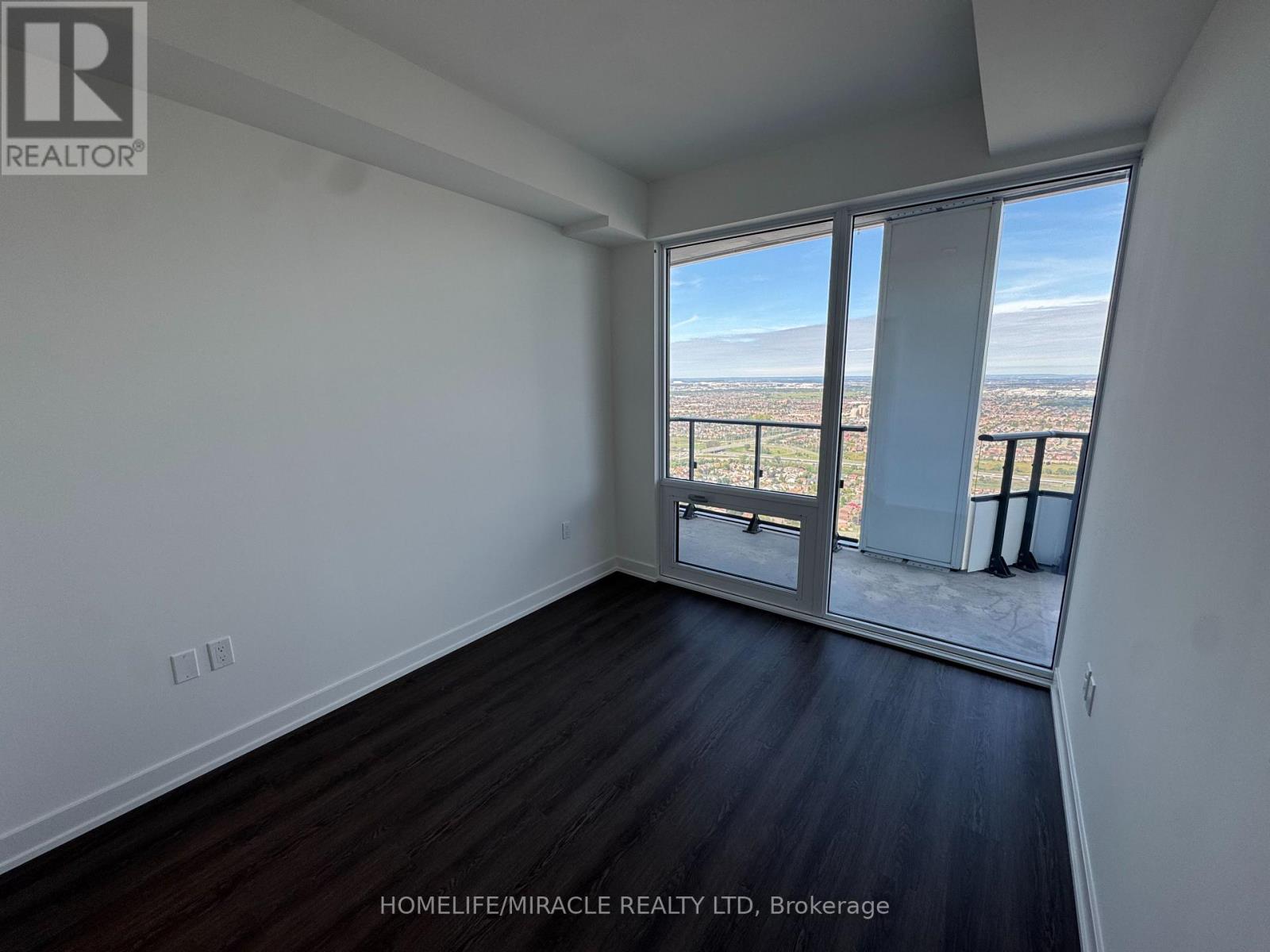 5805 - 448 Burnhamthorpe Road, Mississauga, Ontario  L5B 0R4 - Photo 11 - W13868616