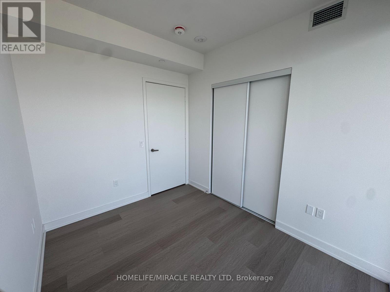 5805 - 448 Burnhamthorpe Road, Mississauga, Ontario  L5B 0R4 - Photo 13 - W13868616