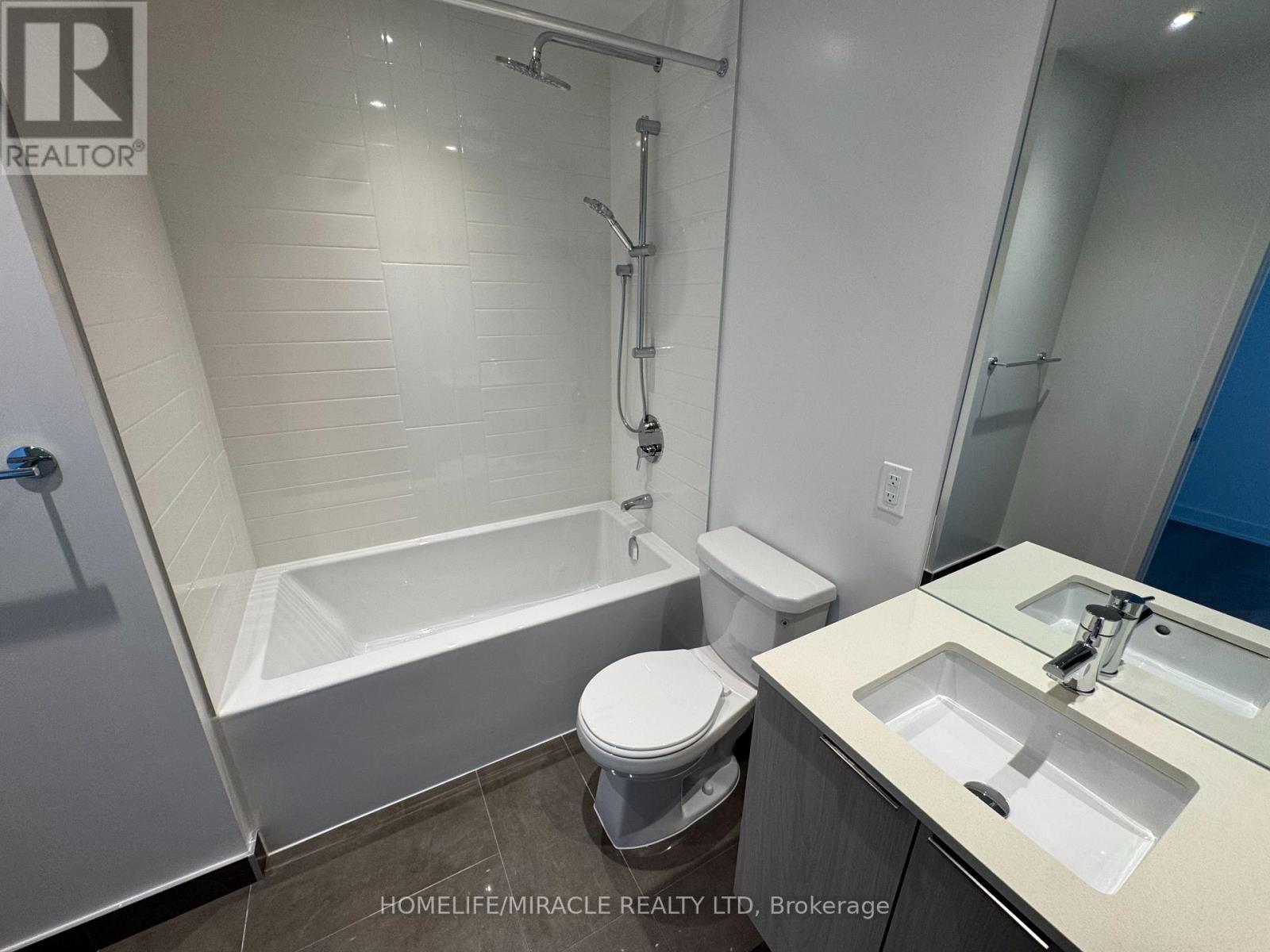 5805 - 448 Burnhamthorpe Road, Mississauga, Ontario  L5B 0R4 - Photo 16 - W13868616