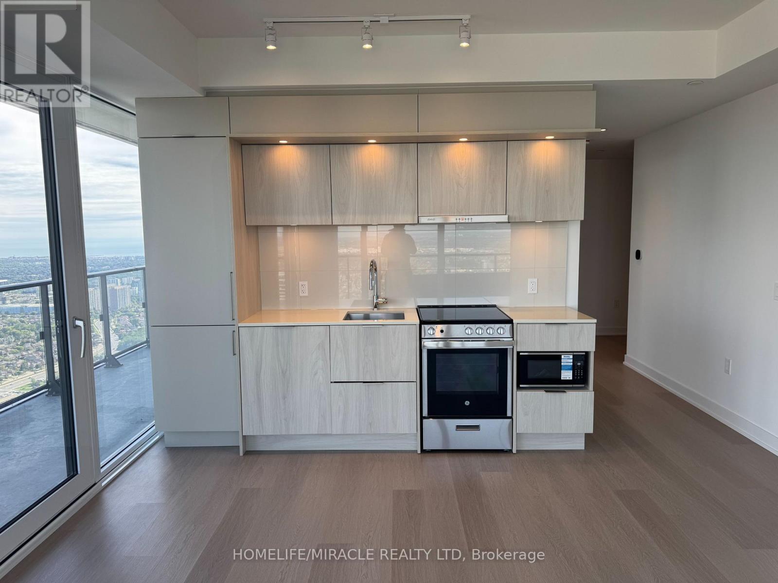 5805 - 448 Burnhamthorpe Road, Mississauga, Ontario  L5B 0R4 - Photo 9 - W13868616
