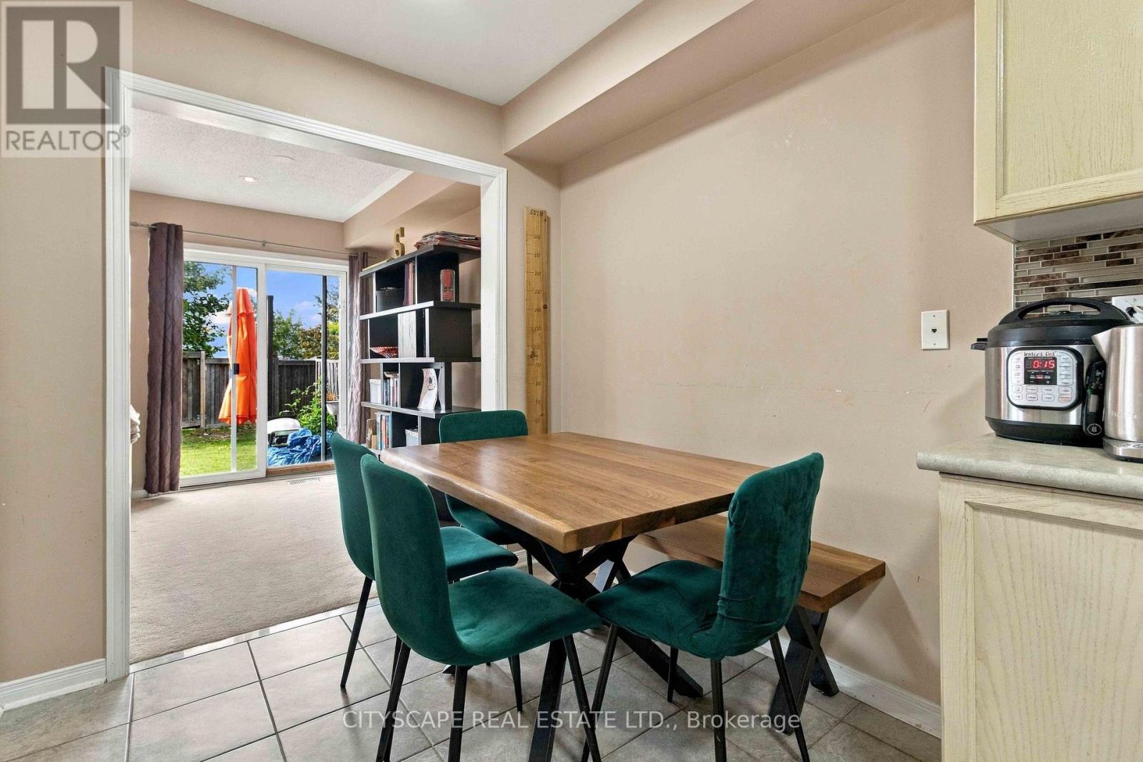 147 - 6399 Spinnaker Circle, Mississauga, Ontario  L5W 1Z4 - Photo 13 - W13868628
