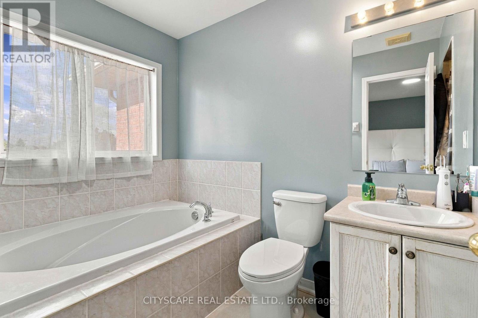147 - 6399 Spinnaker Circle, Mississauga, Ontario  L5W 1Z4 - Photo 21 - W13868628