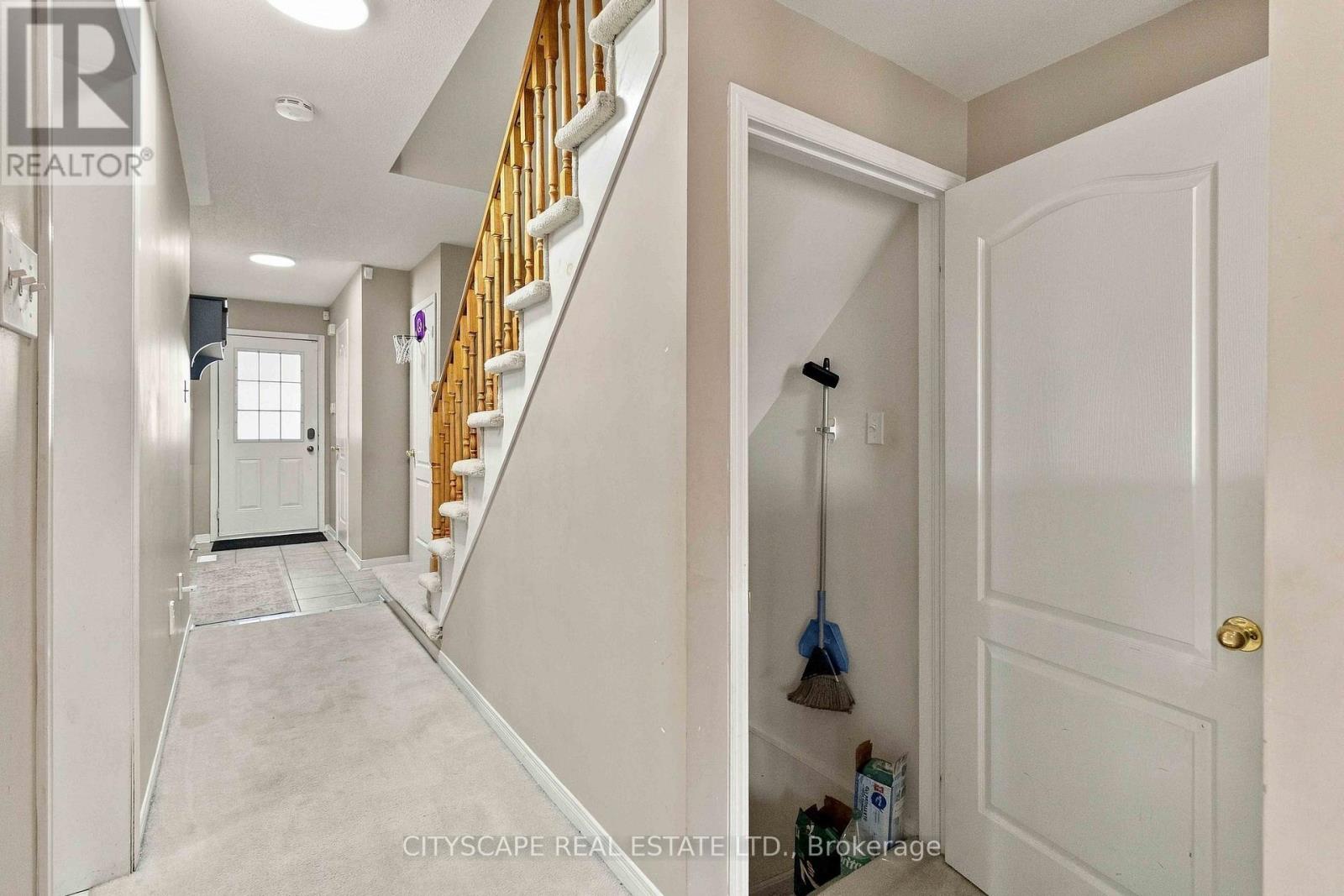 147 - 6399 Spinnaker Circle, Mississauga, Ontario  L5W 1Z4 - Photo 6 - W13868628