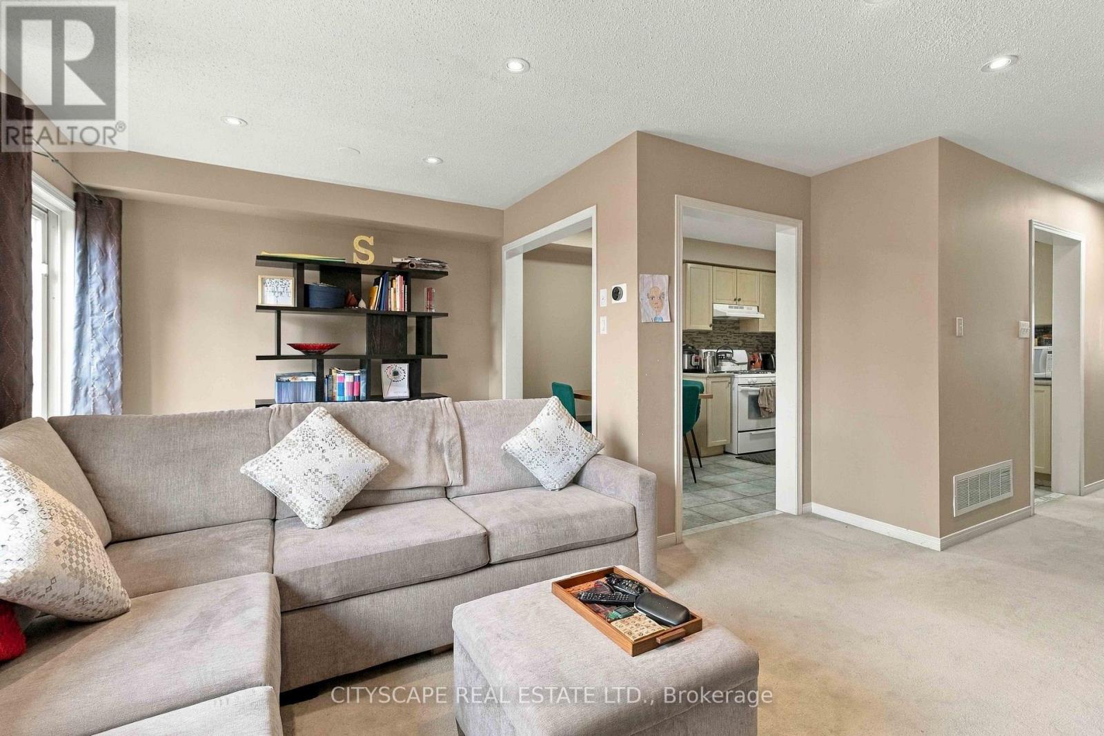 147 - 6399 Spinnaker Circle, Mississauga, Ontario  L5W 1Z4 - Photo 9 - W13868628