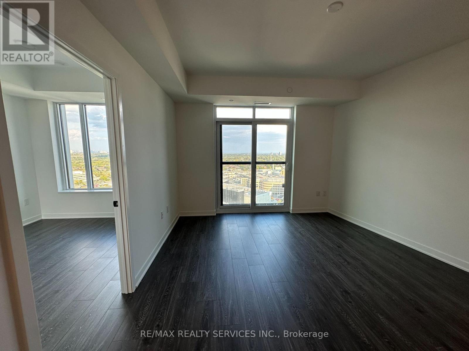 1913 - 2495 Eglinton Avenue W, Mississauga, Ontario  L5M 2V8 - Photo 3 - W13868634