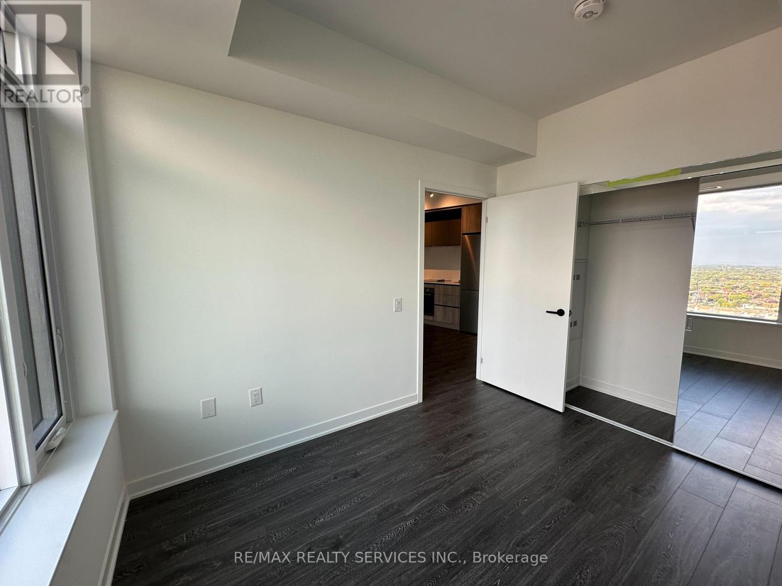 1913 - 2495 Eglinton Avenue W, Mississauga, Ontario  L5M 2V8 - Photo 6 - W13868634