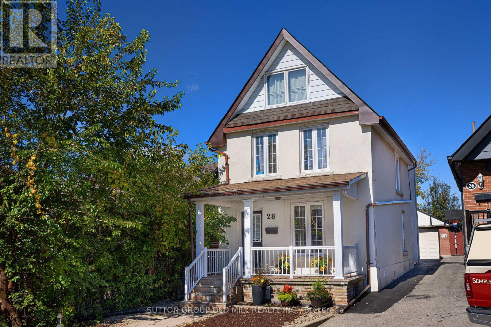 28 HOLWOOD AVENUE, Toronto, Ontario