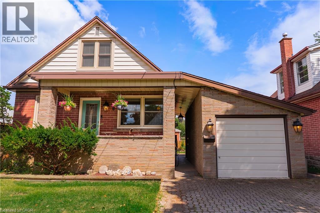 8 Cameron Avenue, Dundas, Ontario  L9H 1P5 - Photo 2 - 40869432