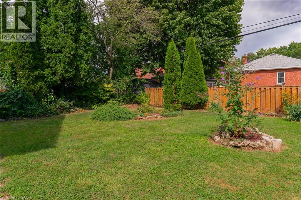 8 Cameron Avenue, Dundas, Ontario  L9H 1P5 - Photo 29 - 40869432
