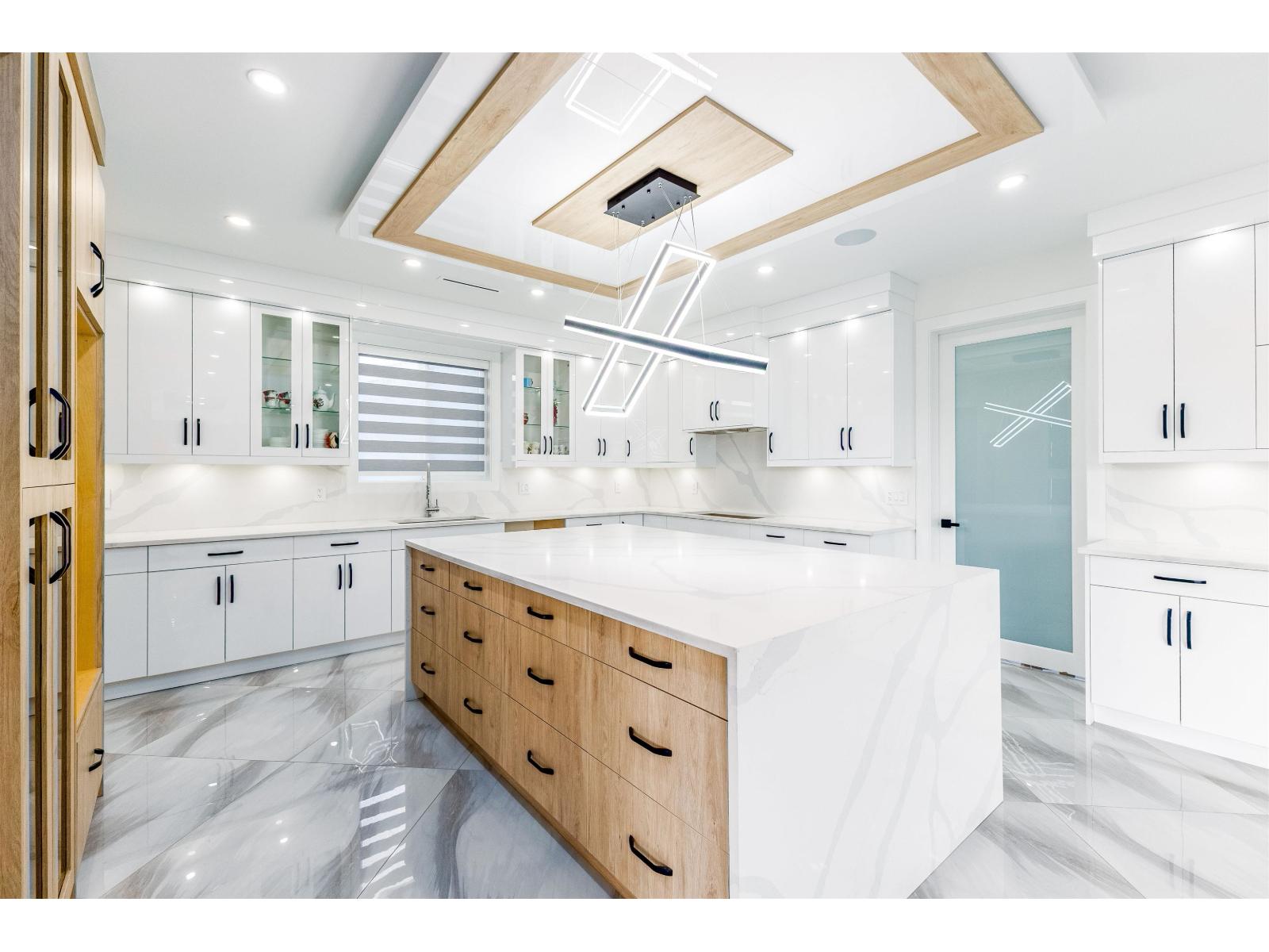 3265 SATURNA CRESCENT