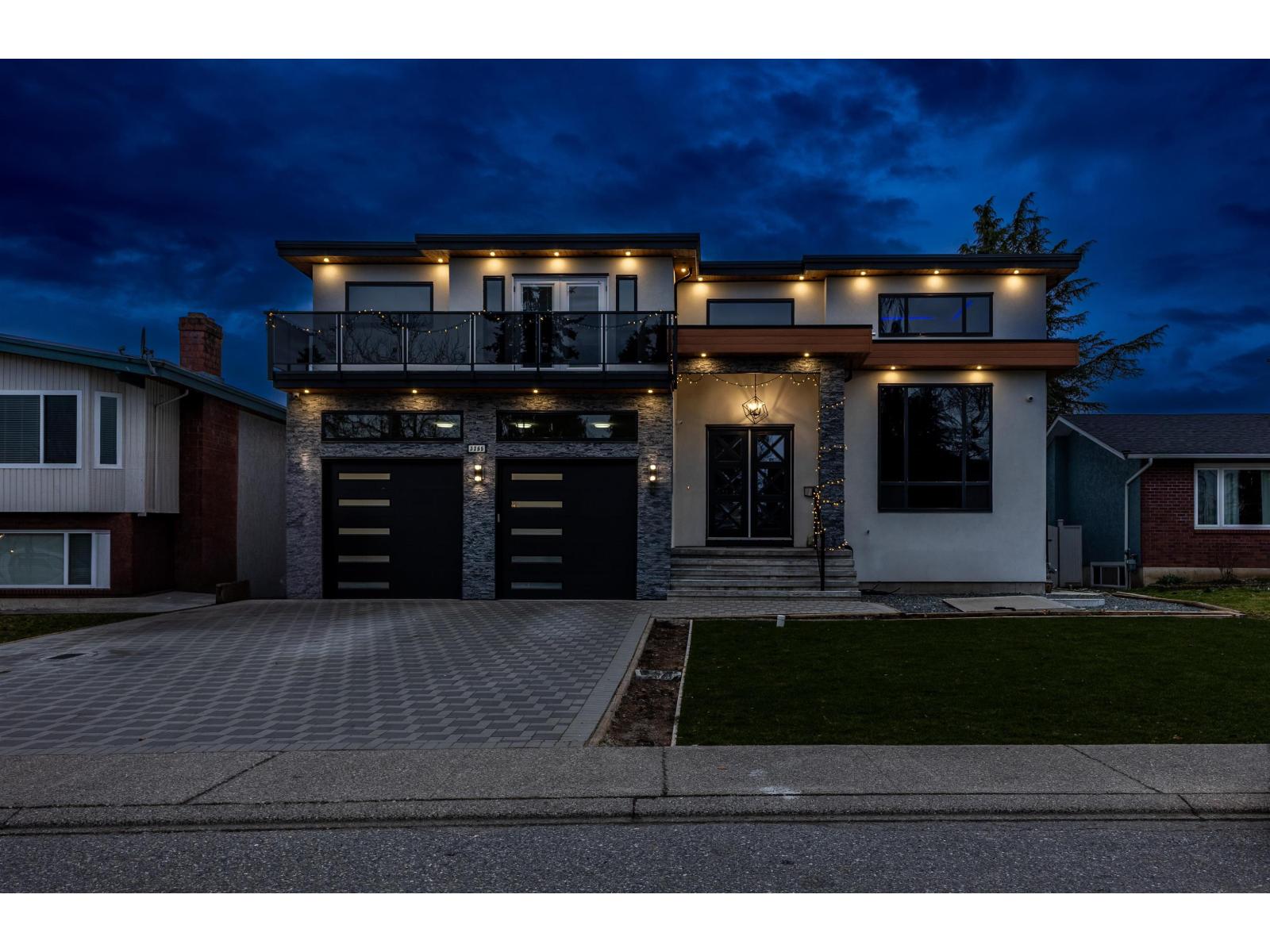 3265 SATURNA CRESCENT