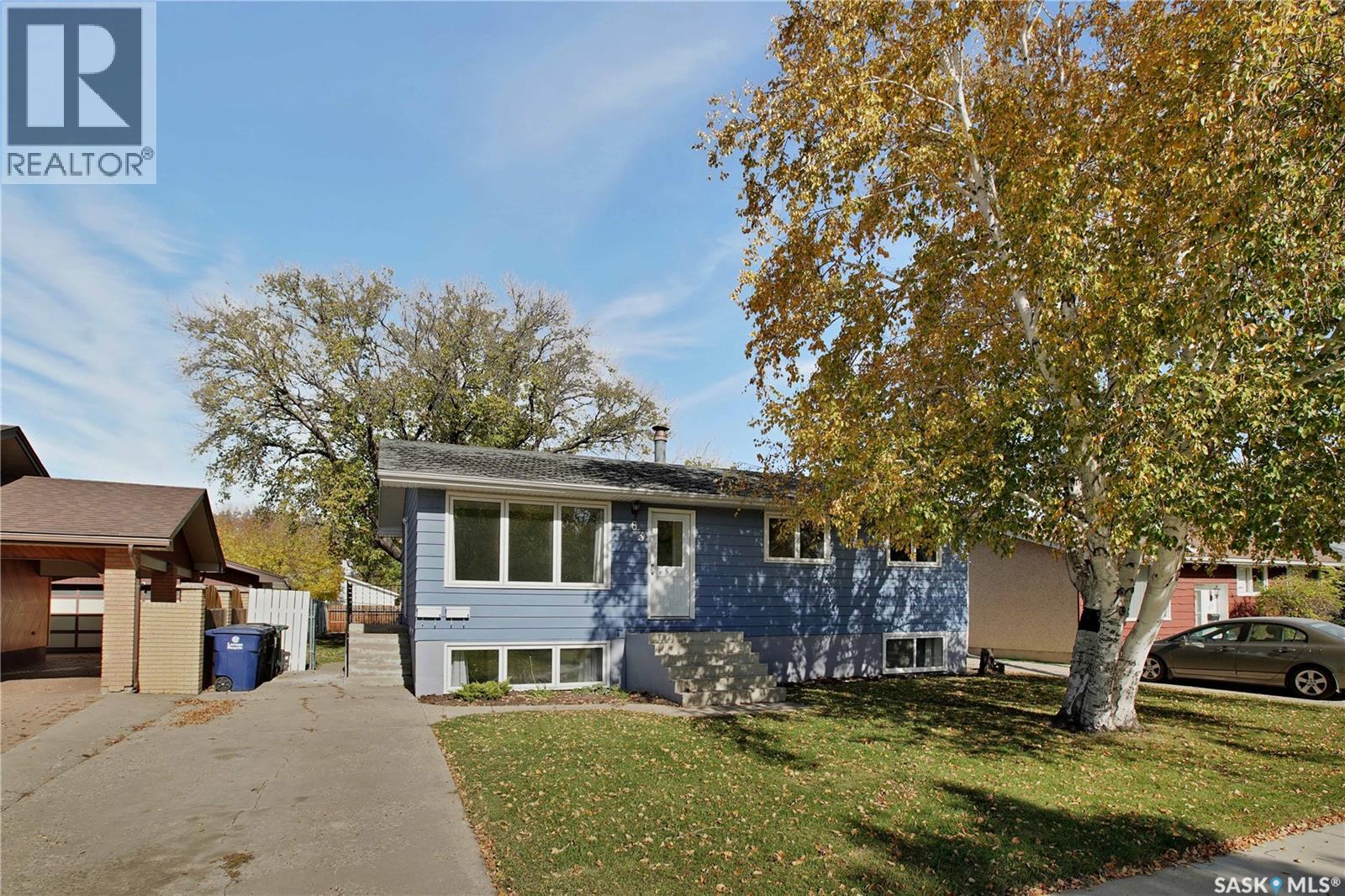 63 Jordan Place, Saskatoon, Saskatchewan  S7L 4J2 - Photo 1 - SK050515