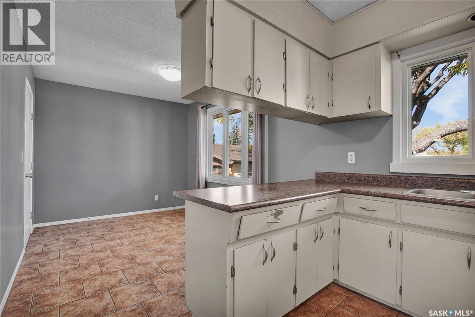 63 Jordan Place, Saskatoon, Saskatchewan  S7L 4J2 - Photo 6 - SK050515