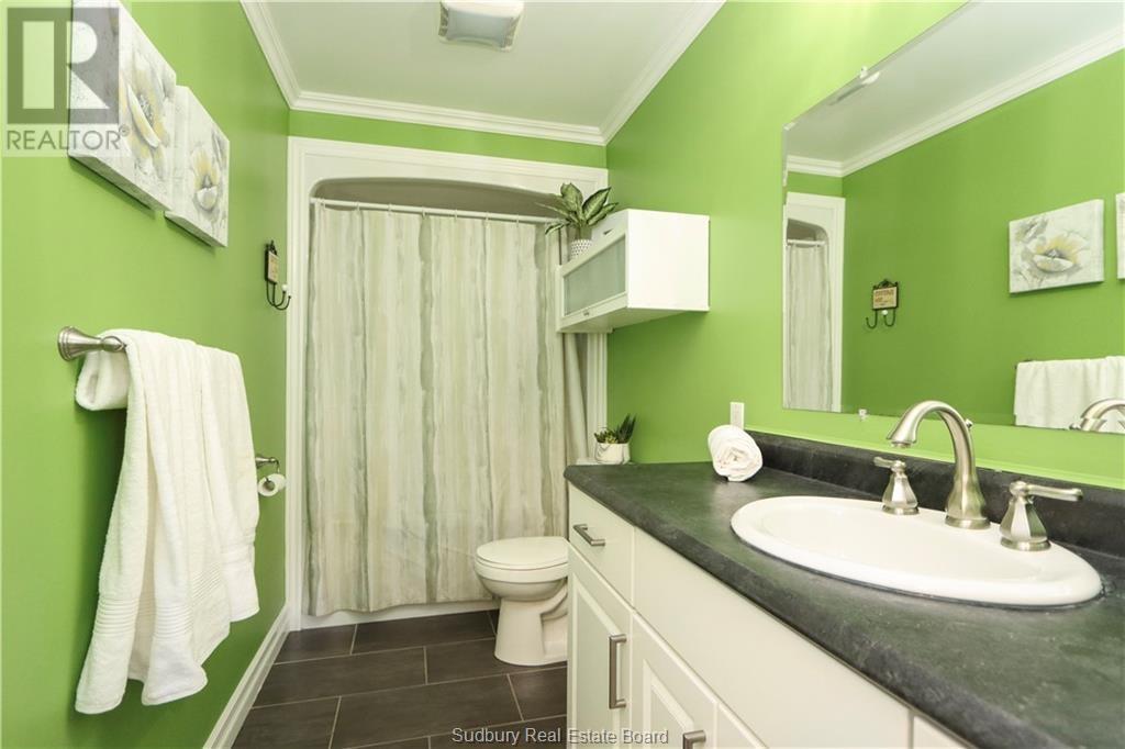 2460 Emily Street, Sudbury, Ontario  P3A 2L3 - Photo 7 - 2130802