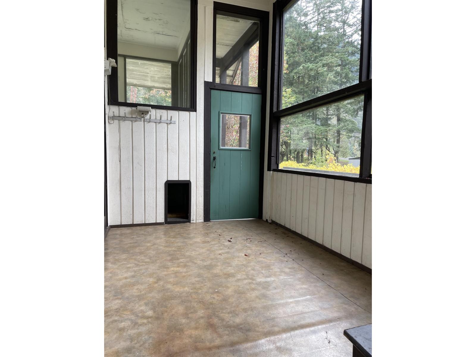 63491 Flood Hope Road, Hope, Hope, British Columbia  V0X 1L2 - Photo 18 - R3172249