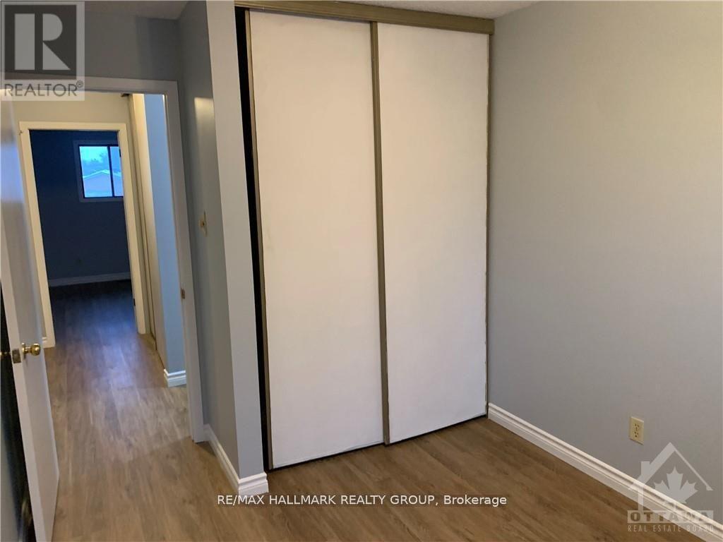 23 Black Forest Lane, Ottawa, Ontario  K2H 9E6 - Photo 12 - X13868798