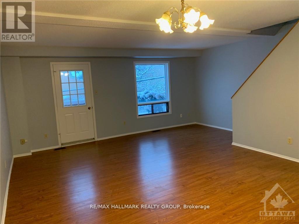 23 Black Forest Lane, Ottawa, Ontario  K2H 9E6 - Photo 6 - X13868798
