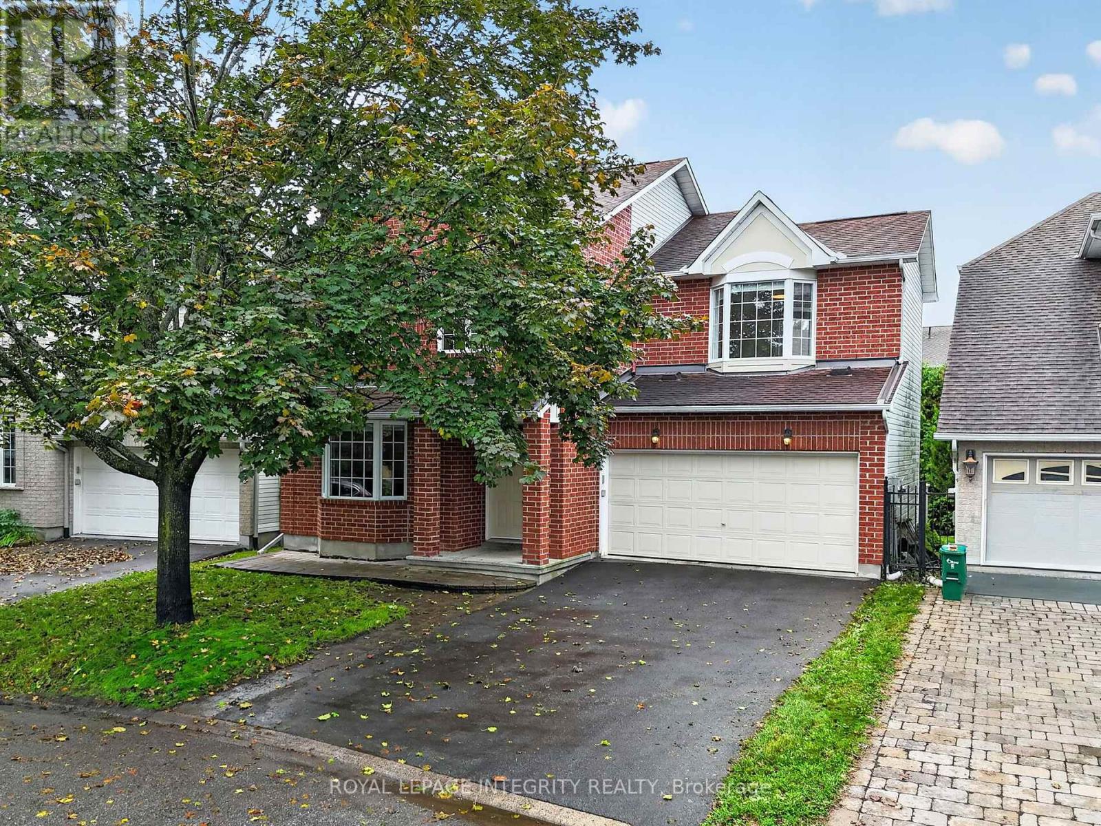 23 Tyne Court, Ottawa, Ontario K2K 3H7 - Photo 1 - X13868832
