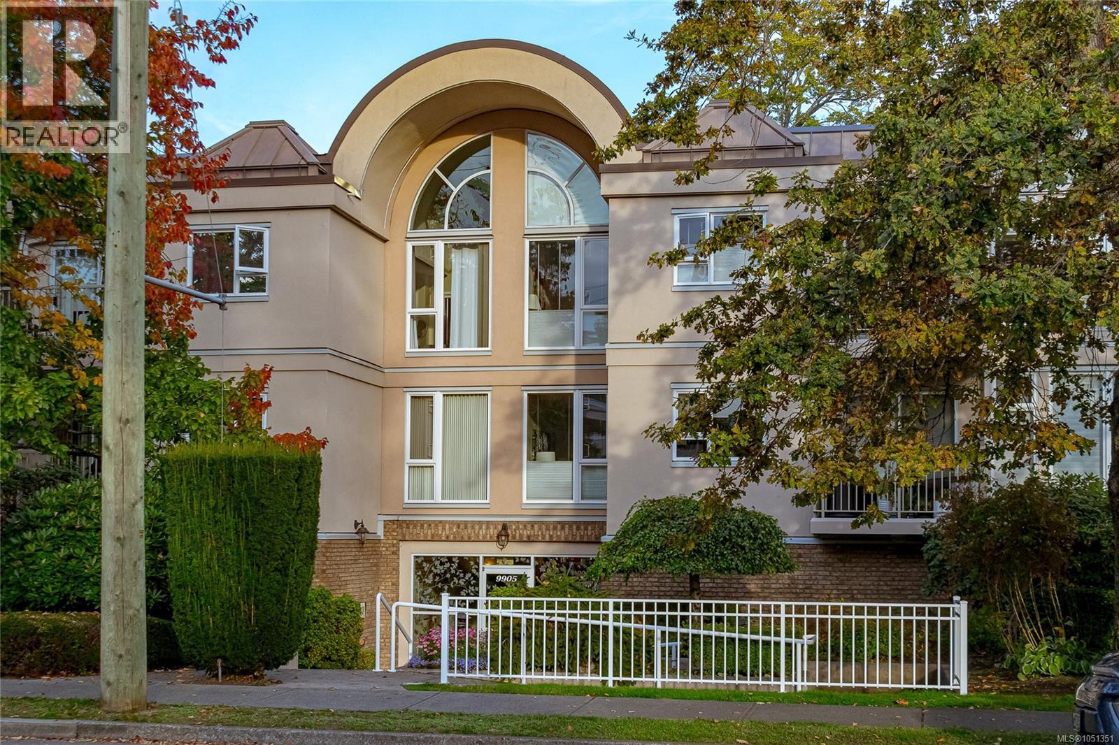 201 9905 Fifth St
