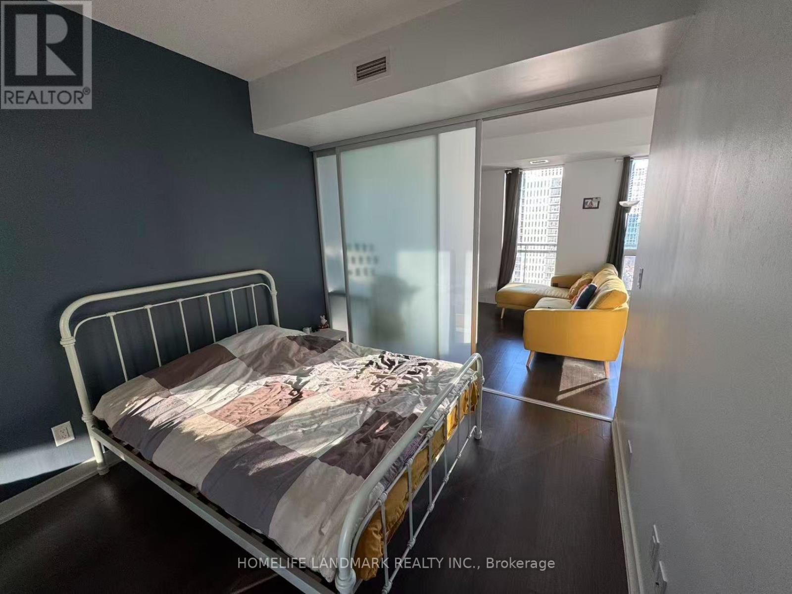 1901 - 225 Sackville Street, Toronto, Ontario  M5A 3H1 - Photo 6 - C13868788
