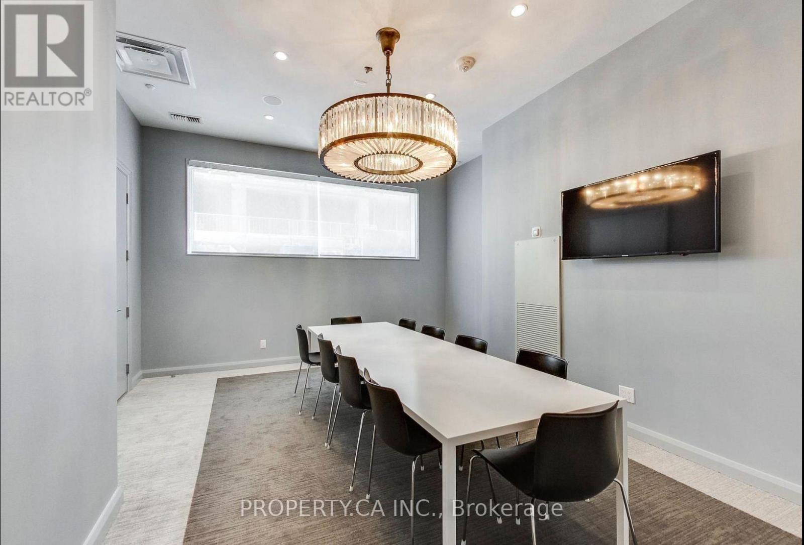 2401 - 155 Yorkville Avenue, Toronto, Ontario  M5R 0B4 - Photo 11 - C13868886