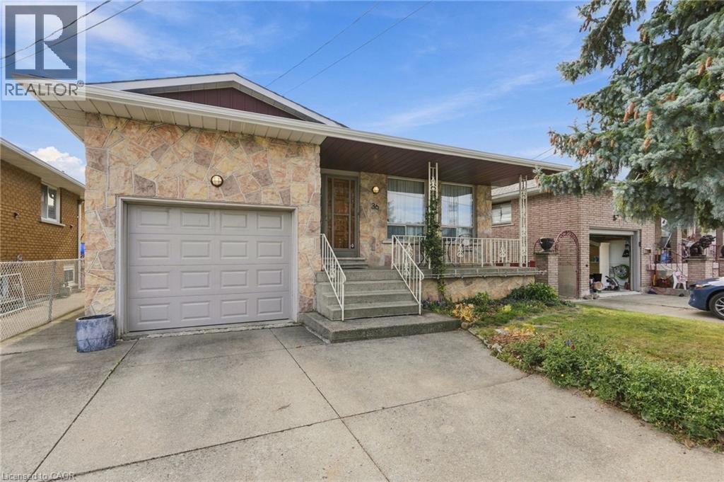 36 ALGONQUIN Court, Hamilton, Ontario