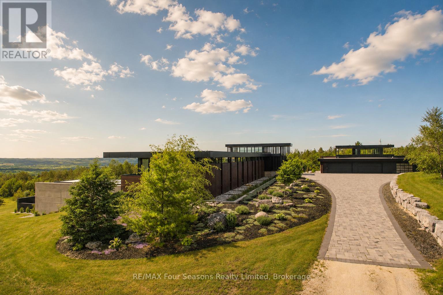 728529 21st Side Road, Blue Mountains, Ontario N0H 1J0 - Photo 4 - X13868914