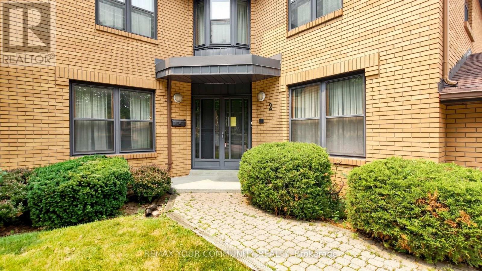 2 Trimontium Crescent, Toronto, Ontario  M4C 5N7 - Photo 2 - E13868744