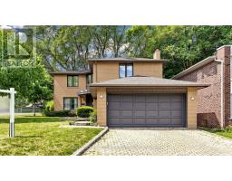 2 TRIMONTIUM CRESCENT, Toronto, Ontario