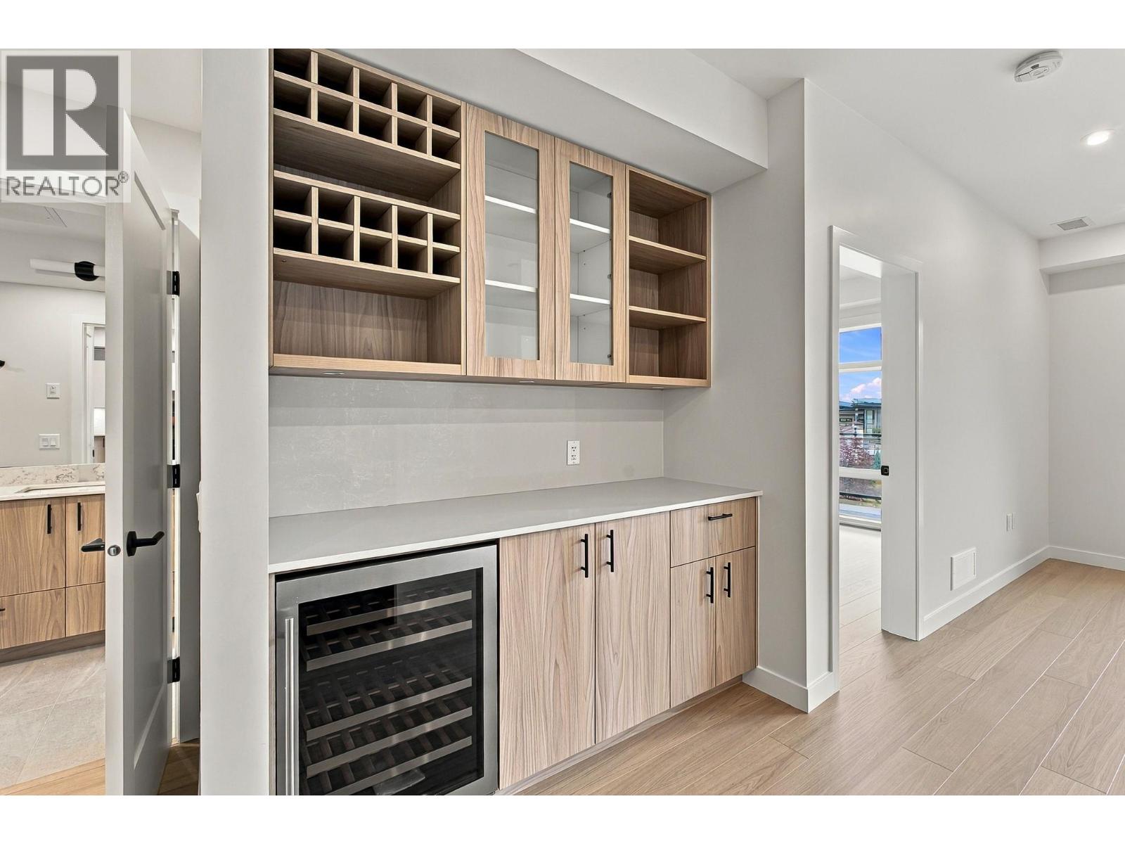 9654 Benchland Drive Unit# 306