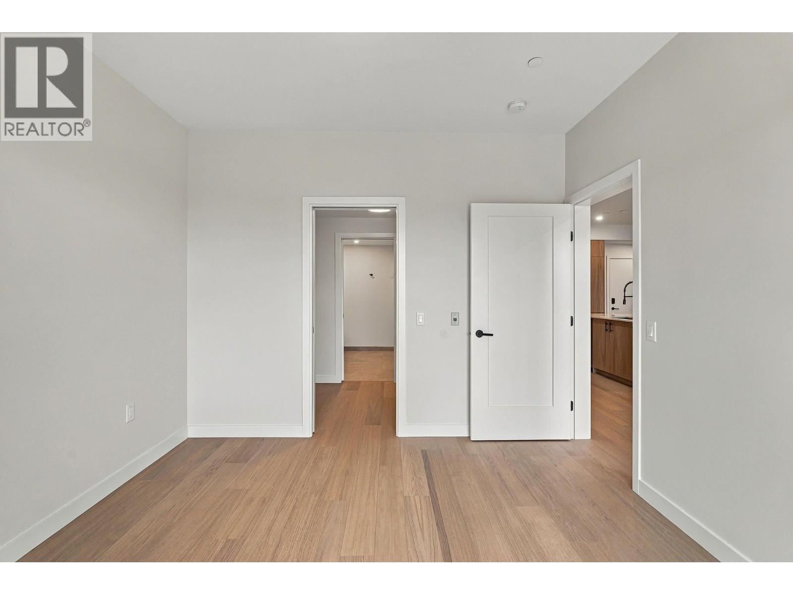 9654 Benchland Drive Unit# 306