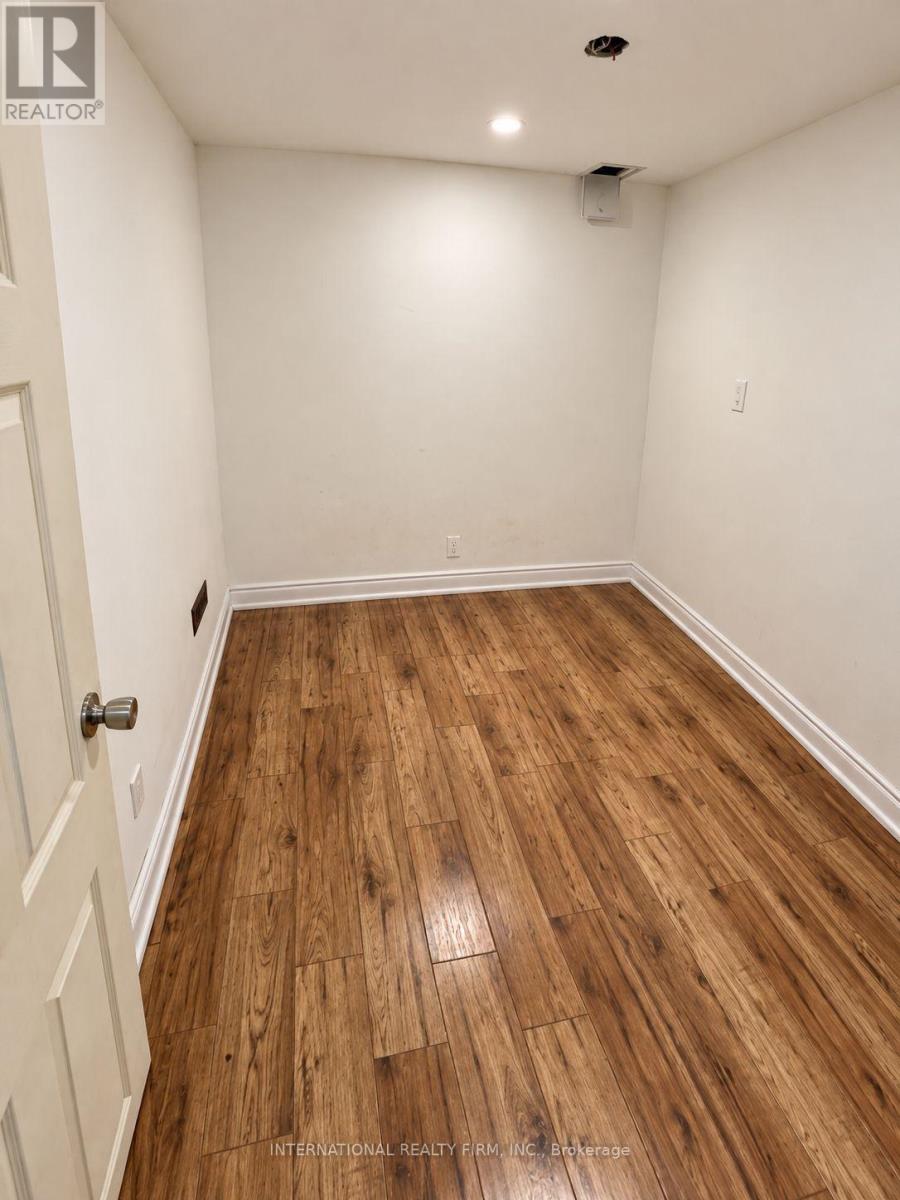 Basement - 16 Constellation Crescent, Richmond Hill, Ontario  L4C 8J7 - Photo 2 - N13868828