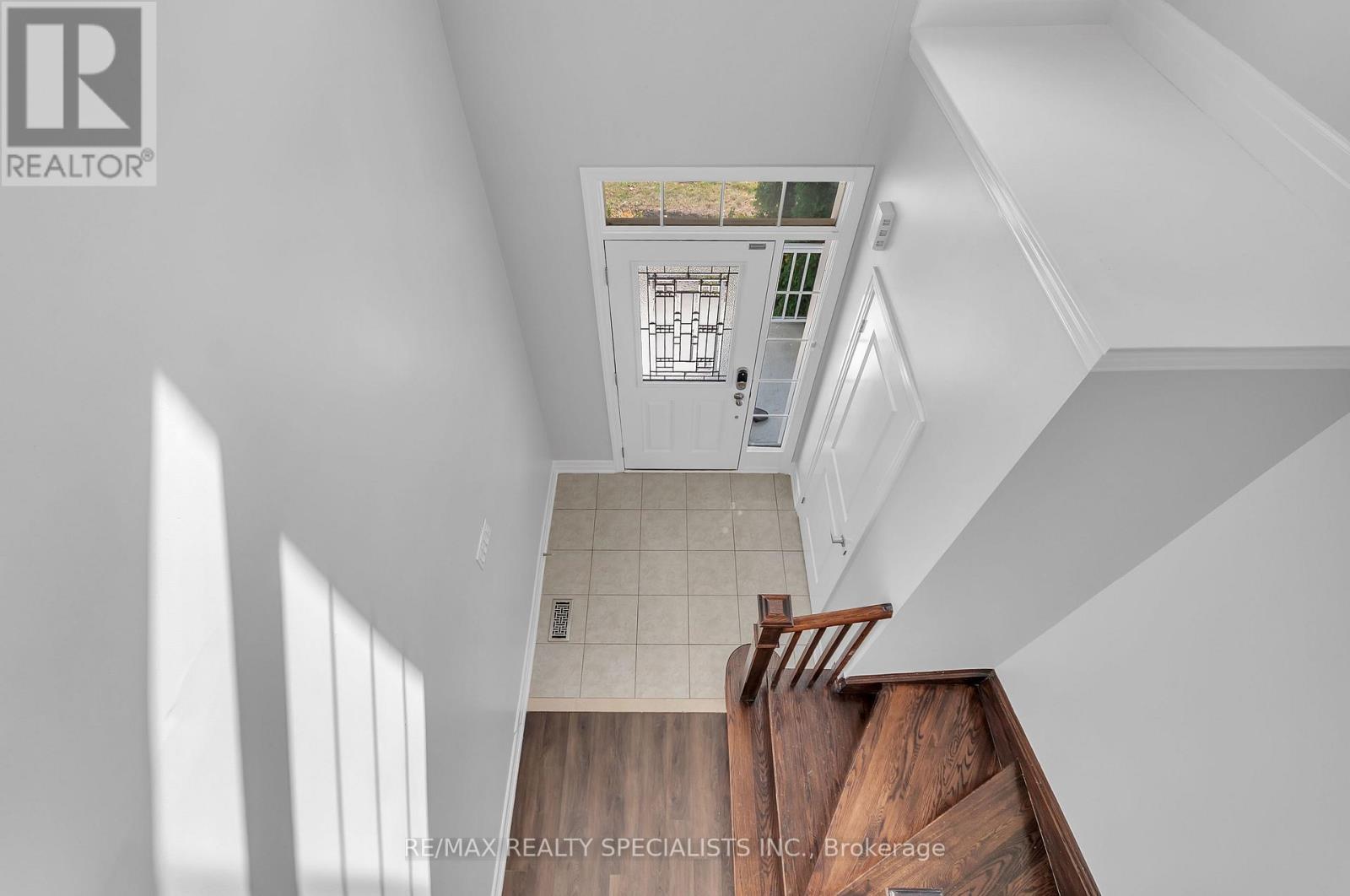 12 Greco Avenue, Georgina, Ontario  L4P 0G8 - Photo 16 - N13868866