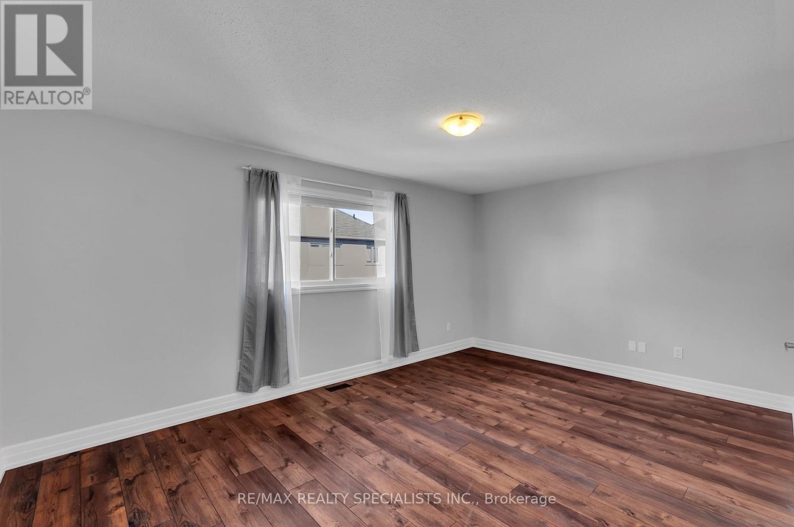 12 Greco Avenue, Georgina, Ontario  L4P 0G8 - Photo 24 - N13868866