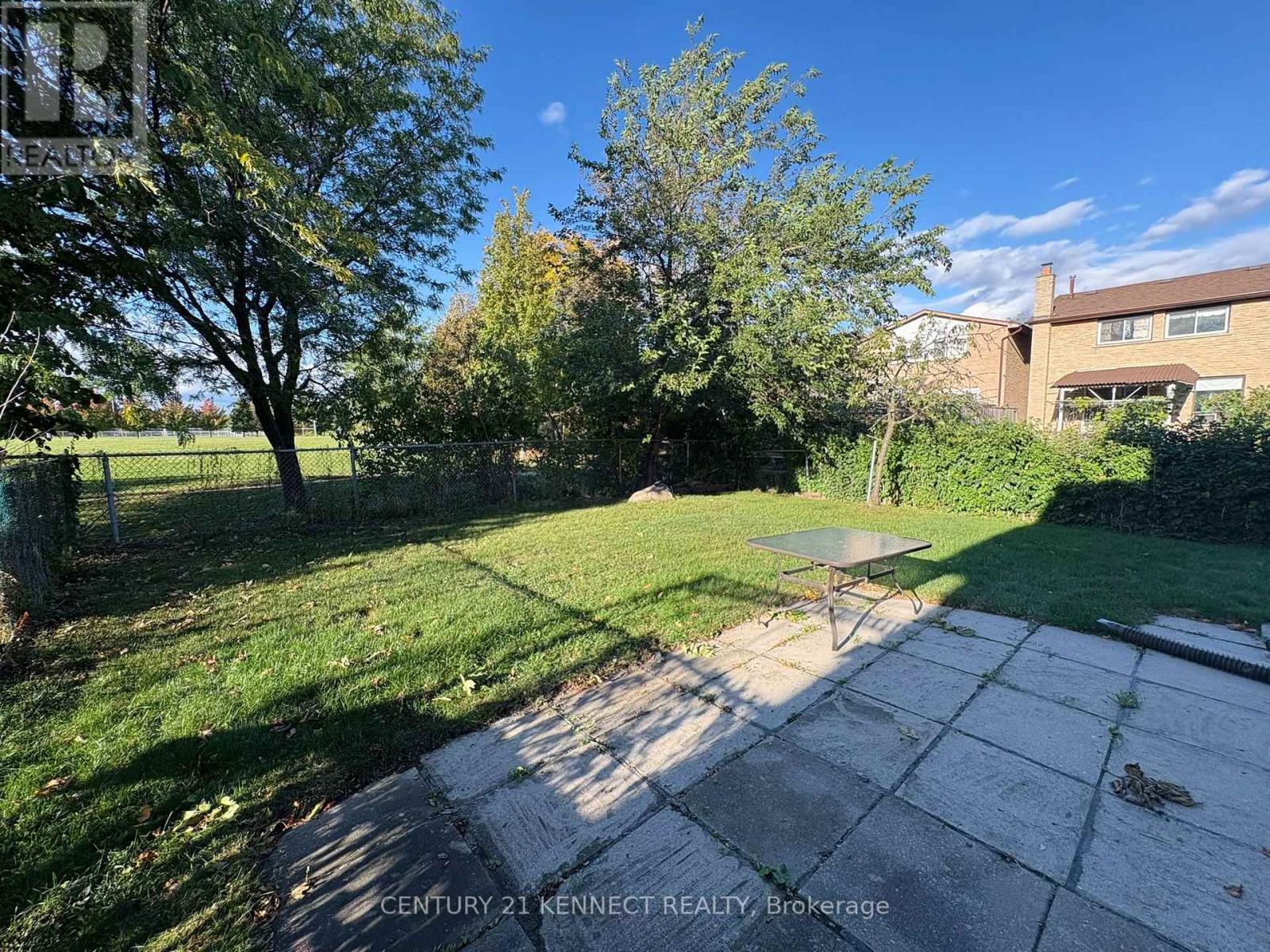 68 Larksmere Court, Markham (Milliken Mills West), Ontario  L3R 3R1 - Photo 19 - N13868906