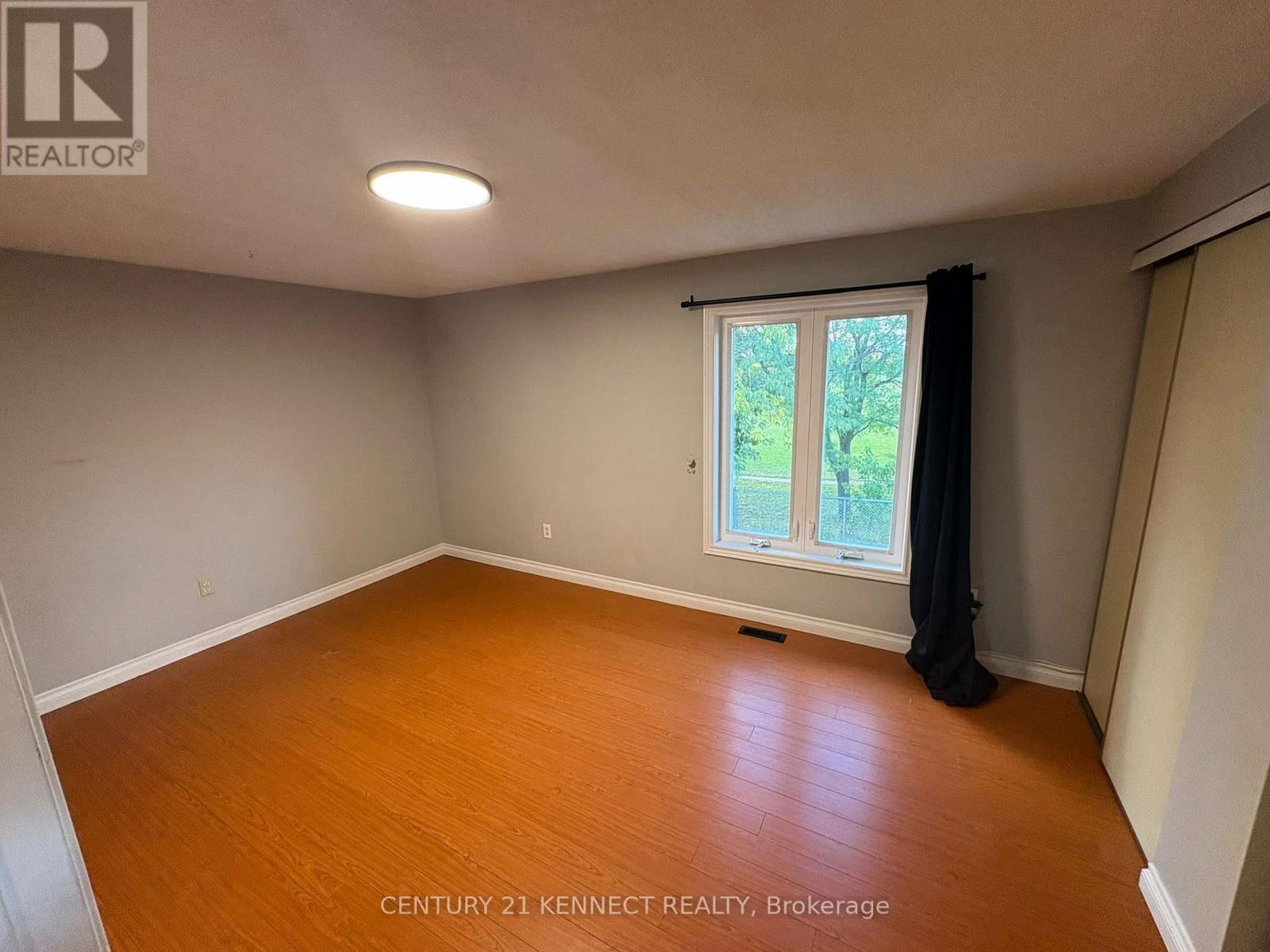 68 Larksmere Court, Markham (Milliken Mills West), Ontario  L3R 3R1 - Photo 9 - N13868906
