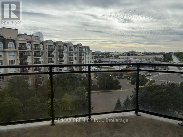 712 - 2 Maison Parc Court, Vaughan, Ontario  L4J 9K4 - Photo 10 - N13868934